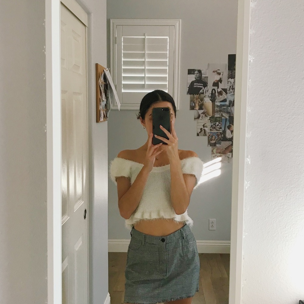 brandy melville checkered skirt